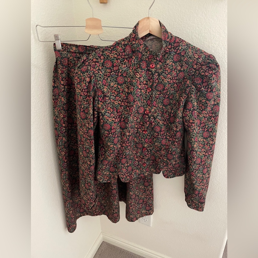Vintage handmade brown red floral 2 piece set midi skirt and puff sleeve jacket - Picture 2 of 13